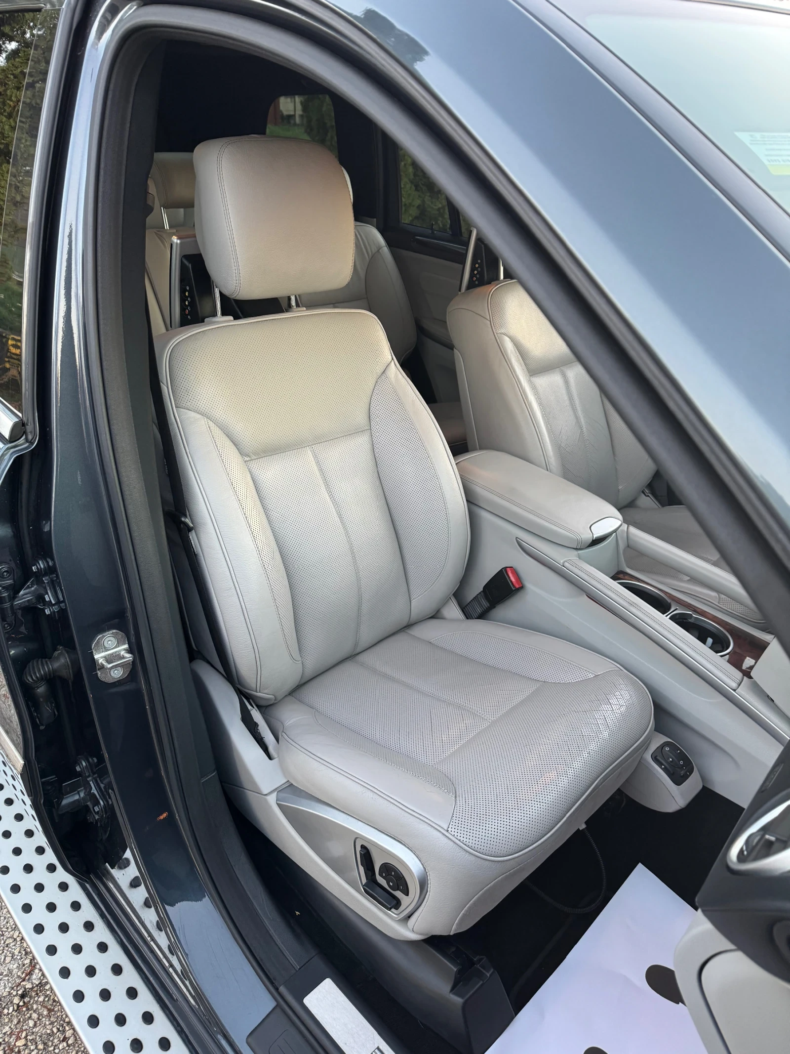 Mercedes-Benz GL 500 388k.c. AMG 7-местен! - изображение 10