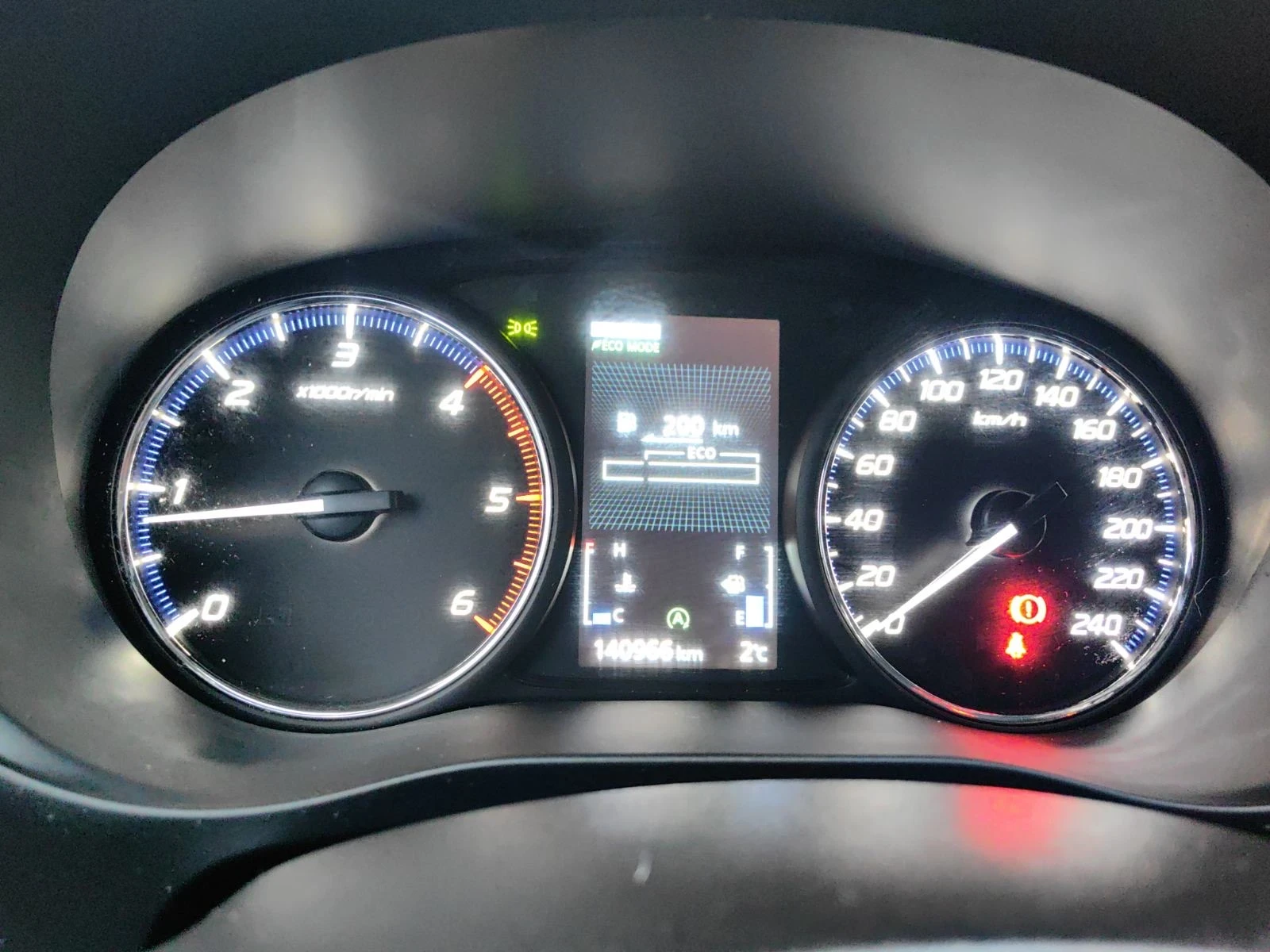 Mitsubishi Outlander 2.2DI-D-150к.с Instyle+ 4WD 140х.км серв.книжка - изображение 10