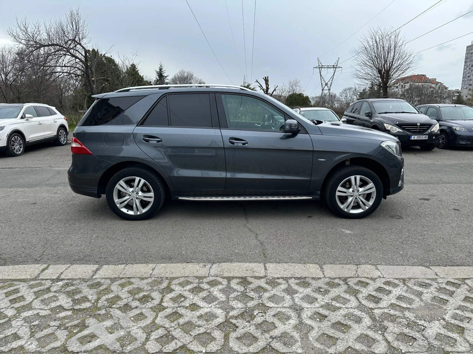 Mercedes-Benz ML 350 AMG line