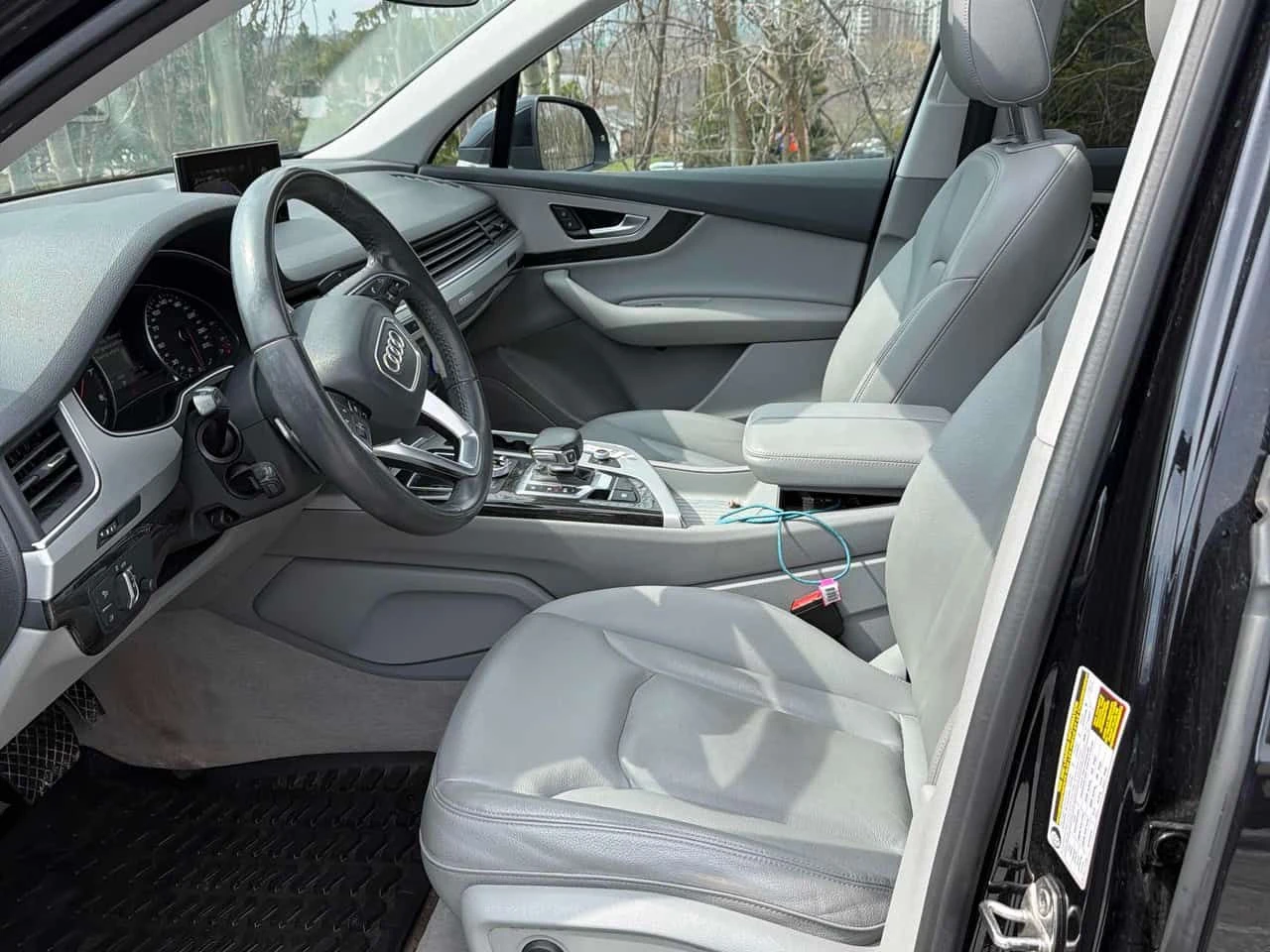 Audi Q7 * KOMFORT * CARFAX * ПОДГРЕВИ * 2 КЛЮЧА, снимка 5 - Автомобили и джипове - 54209102