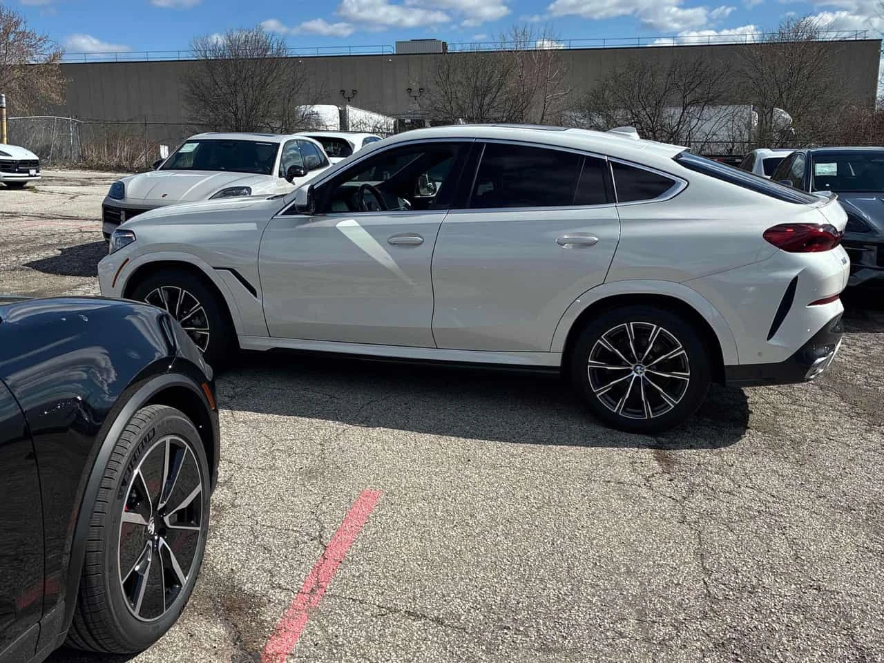 BMW X6 xDrive40i/ПАНОРАМА/360 КАМЕРИ, снимка 3 - Автомобили и джипове - 54268975