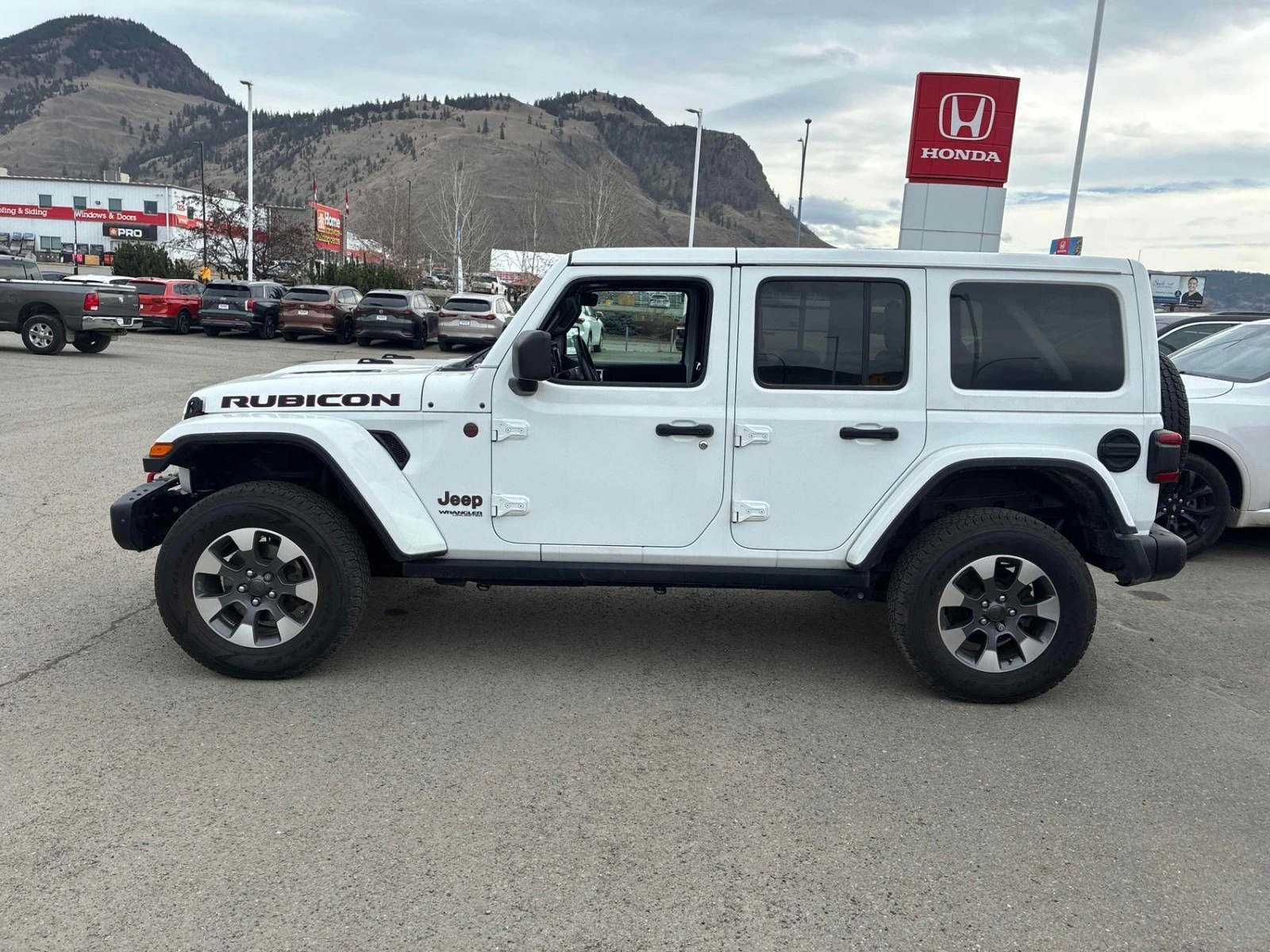 Jeep Wrangler RUBICON* ПОДГРЕВ* КАМЕРА, снимка 2 - Автомобили и джипове - 54459952