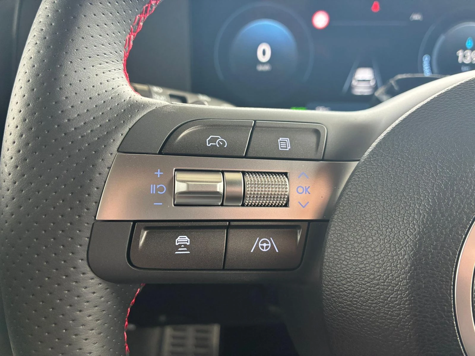 Hyundai Kona 64 kWh N Line, снимка 12 - Автомобили и джипове - 54643710