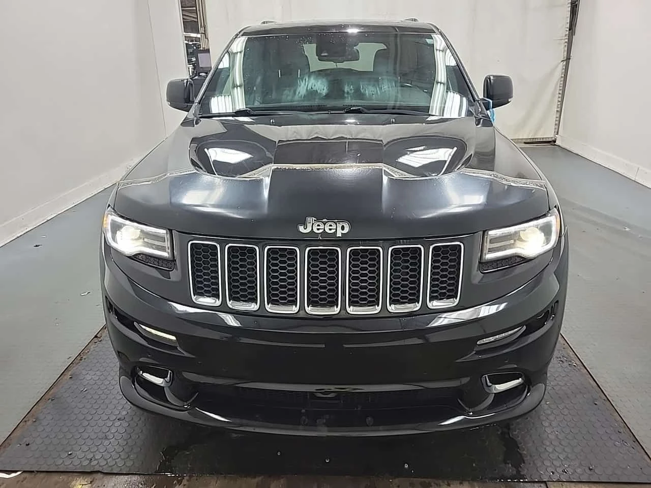Jeep Grand cherokee  SRT / DISTRONIC / Harman Kardon , снимка 6 - Автомобили и джипове - 54964058