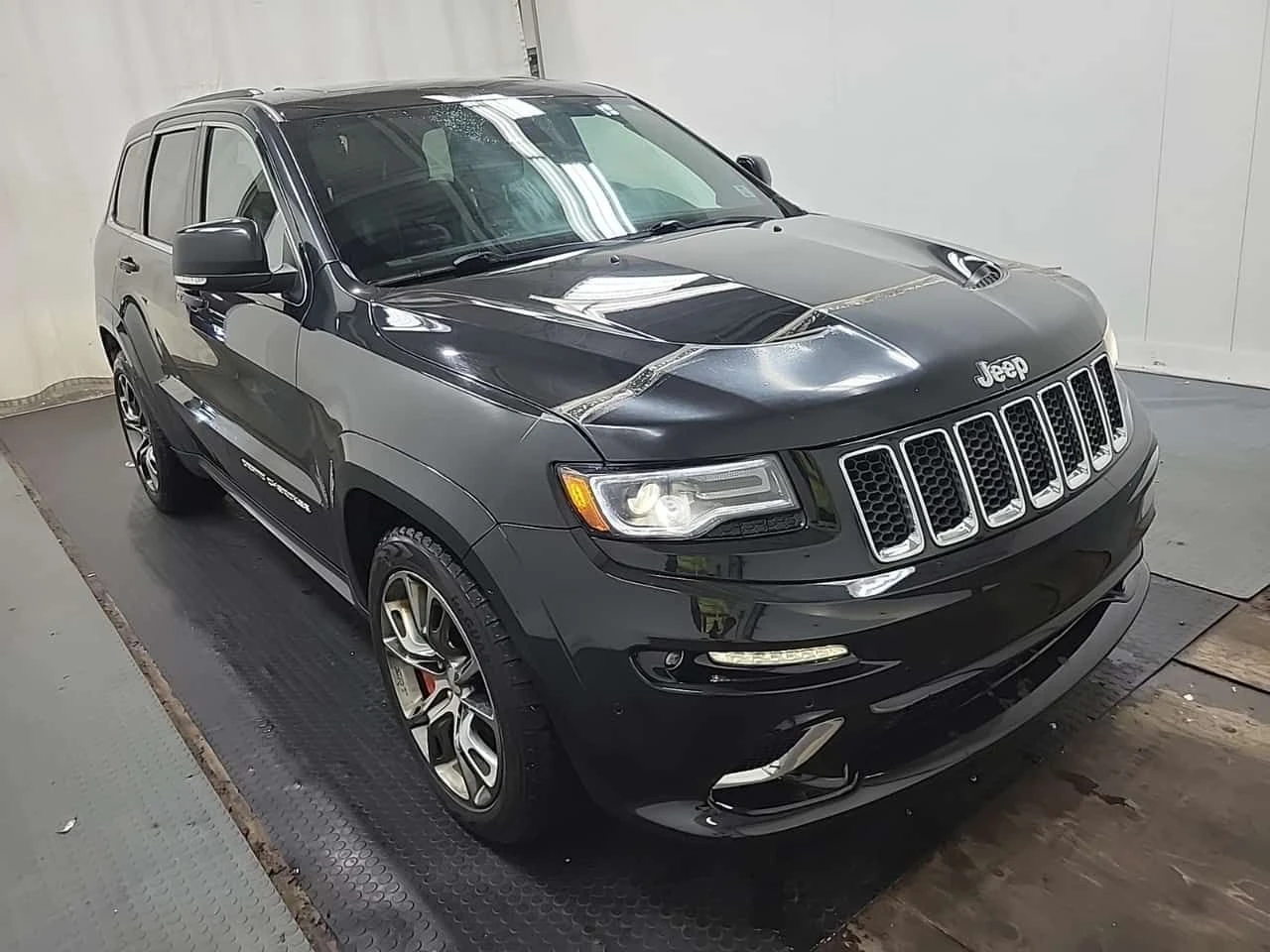 Jeep Grand cherokee  SRT / DISTRONIC / Harman Kardon , снимка 11 - Автомобили и джипове - 54964058