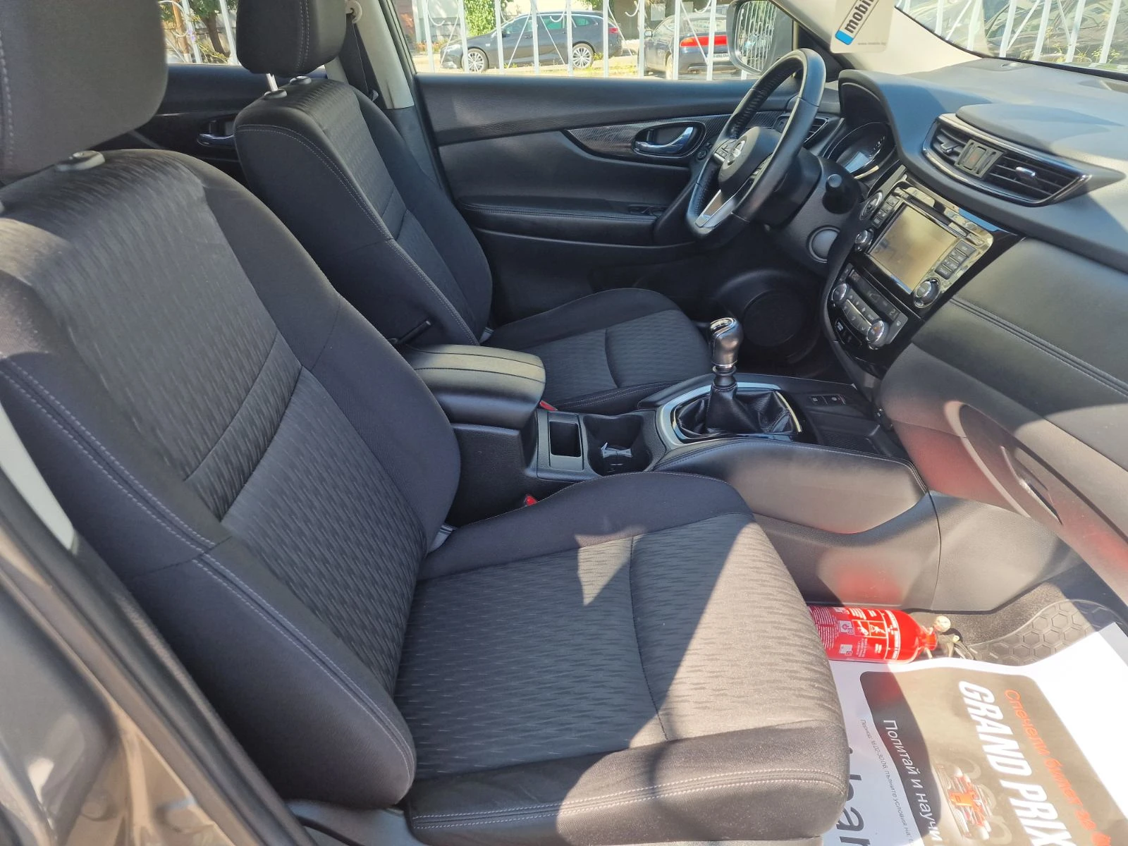 Nissan X-trail 1.6I-БЕНЗИН-7 МЕСТА, снимка 9 - Автомобили и джипове - 55279585