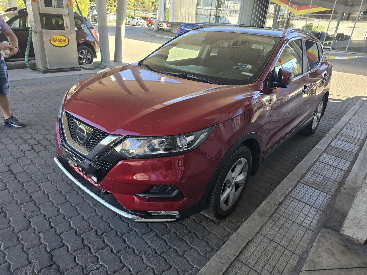 Nissan Qashqai, снимка 4 - Автомобили и джипове - 55432739