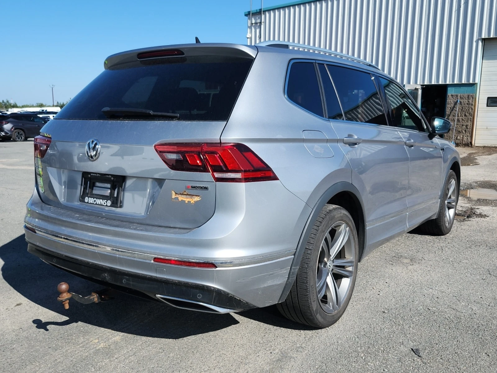 VW Tiguan 4motion Highline / FENDER / CAMERA / CARFAX /  , снимка 2 - Автомобили и джипове - 55837660