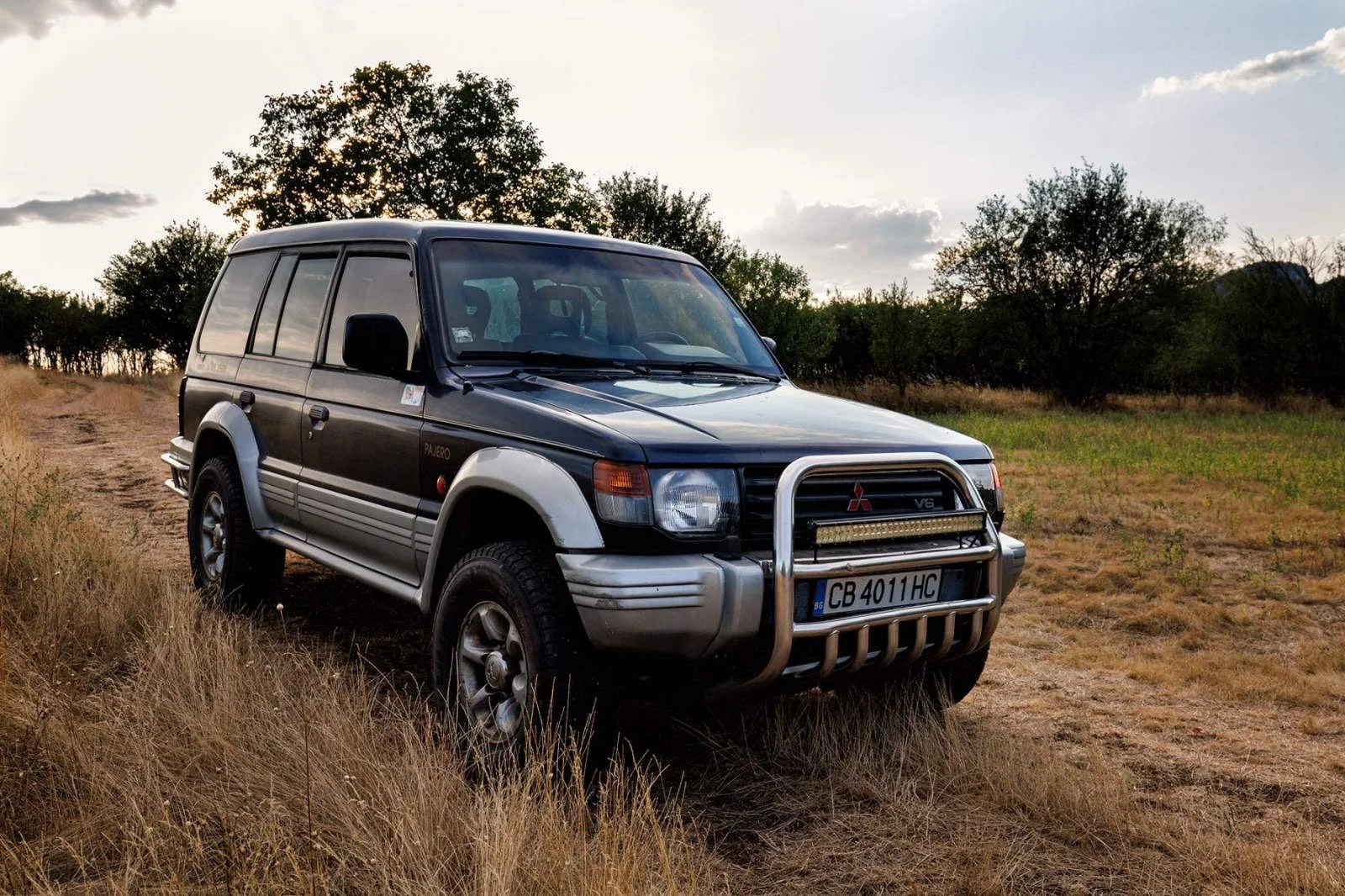 Mitsubishi Pajero 3.5 V6* 208HP* LPG* SUPER SELECT, снимка 2 - Автомобили и джипове - 55849424