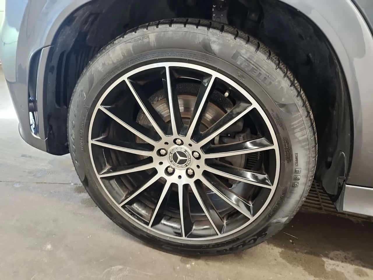 Mercedes-Benz GLE 350 * AMG Line * CARFAX * Без инциденти * , снимка 15 - Автомобили и джипове - 56187867