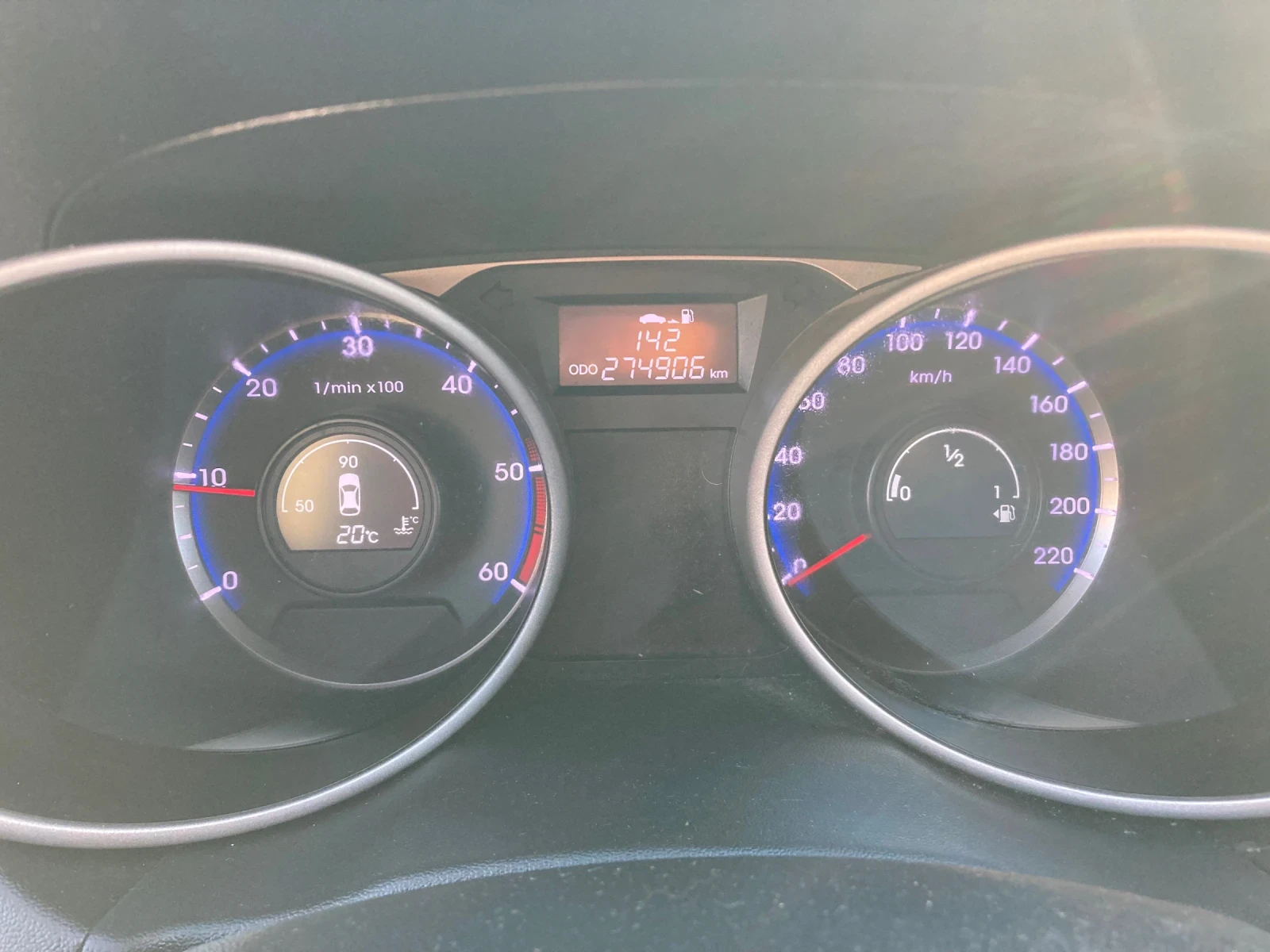 Hyundai IX35 1.7 Koja Podgrev Evro-5, снимка 11 - Автомобили и джипове - 56643309
