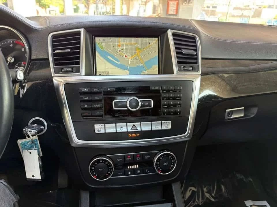 Mercedes-Benz GL 350, снимка 9 - Автомобили и джипове - 56685630