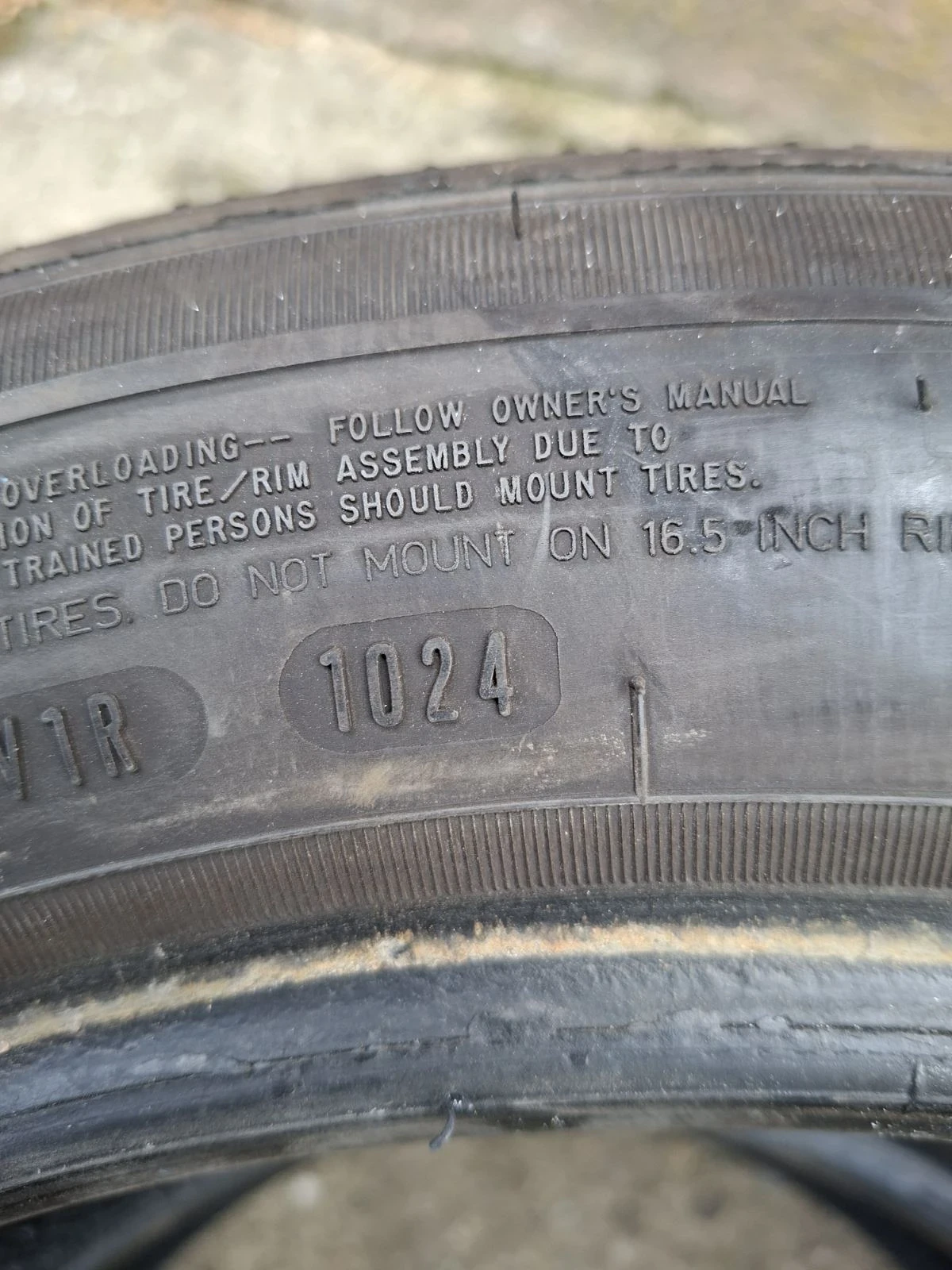 Гуми Летни 205/55R16, снимка 2 - Гуми и джанти - 54526522
