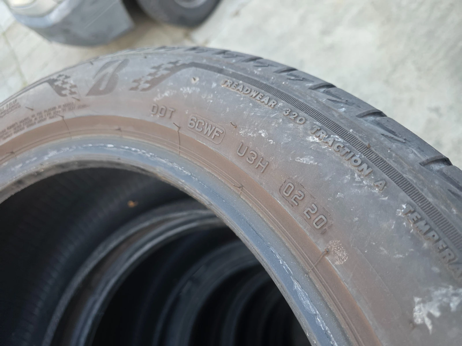 Гуми Летни 255/45R18, снимка 5 - Гуми и джанти - 54731083