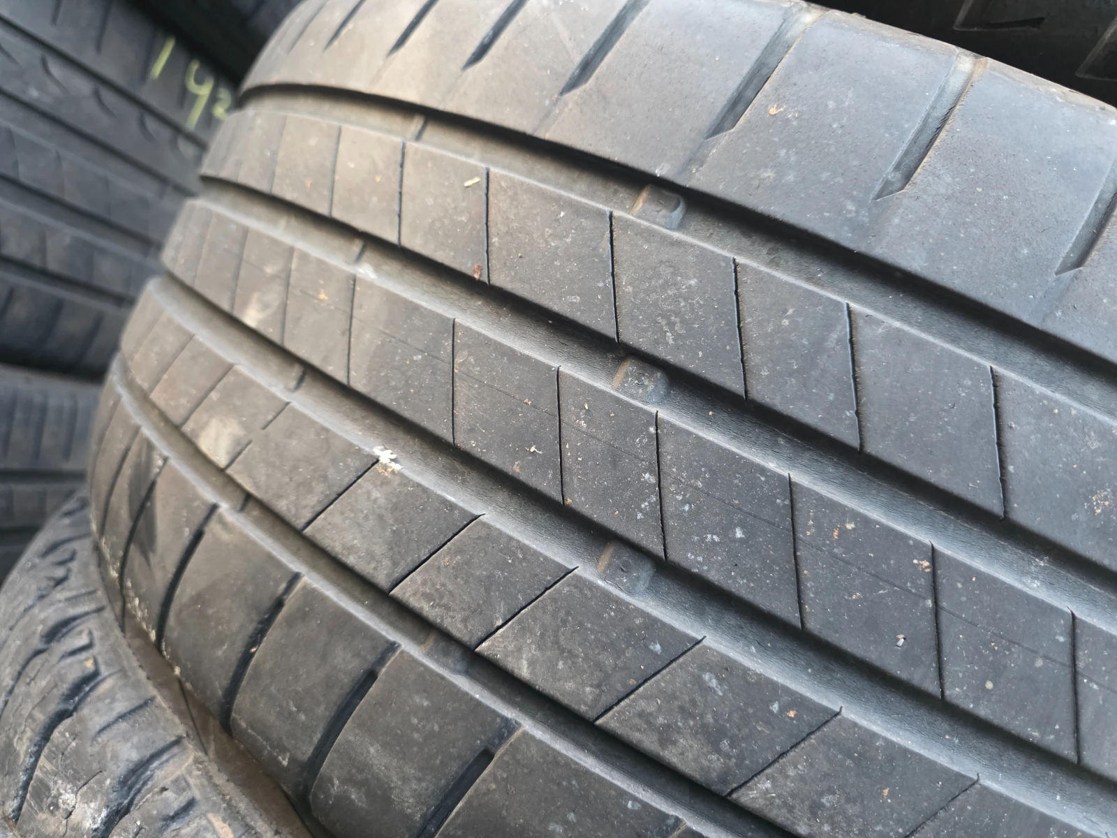 Гуми Летни 255/45R18