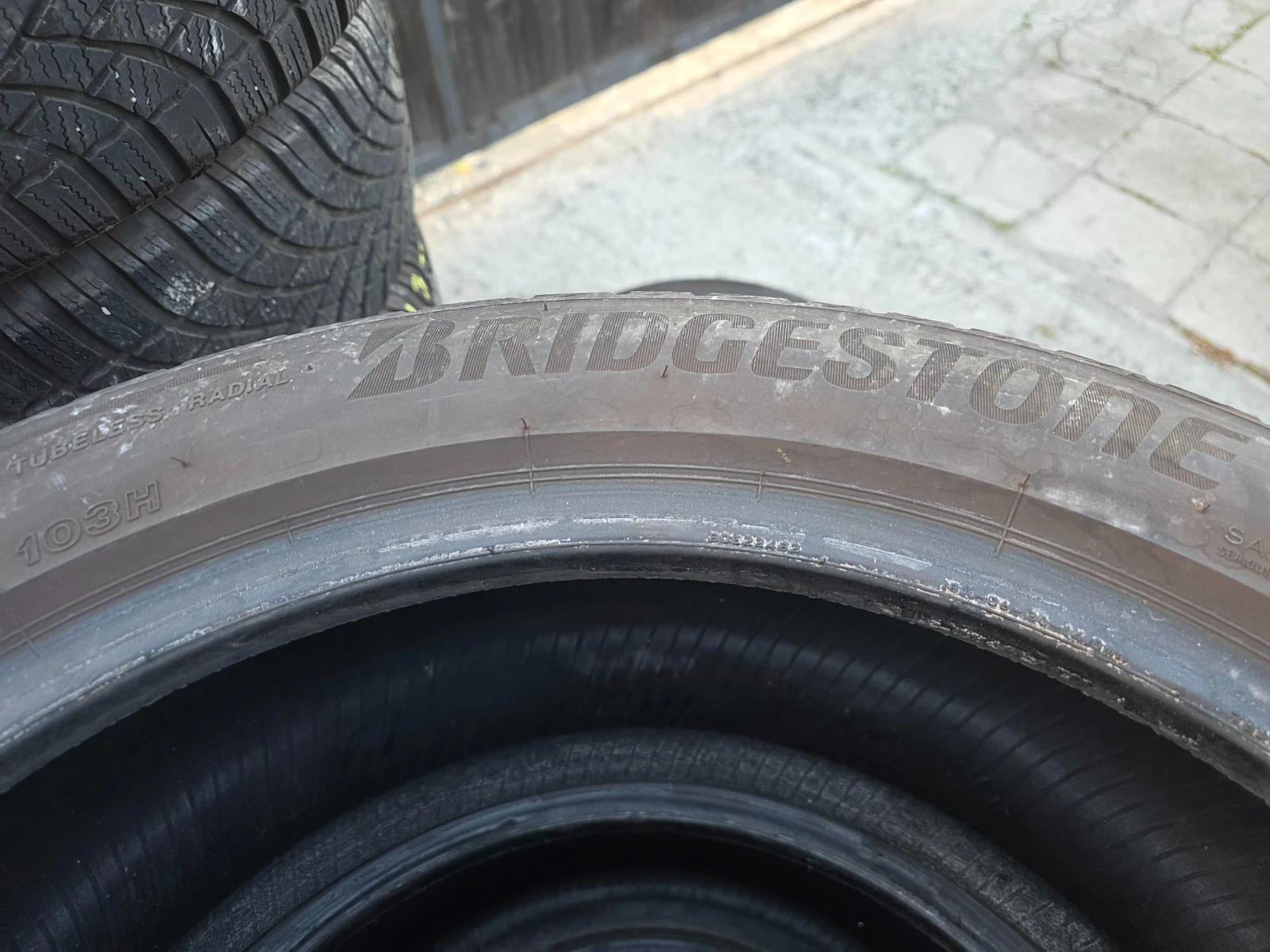 Гуми Летни 255/45R18, снимка 6 - Гуми и джанти - 54731083