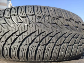 Гуми Зимни 235/60R18, снимка 1 - Гуми и джанти - 48962617