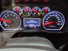 Chevrolet Silverado RST CREW CAB SHORT BED * CARFAX * Eдин собственик , снимка 8
