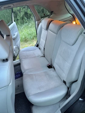 Mercedes-Benz B 200 2.0, снимка 10