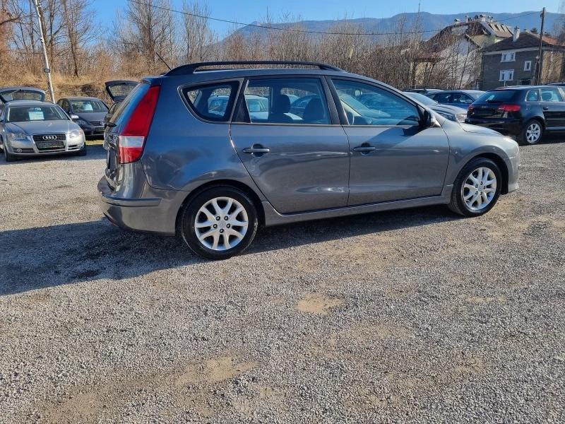 Hyundai I30 1.6-CRDI, снимка 5 - Автомобили и джипове - 39769154