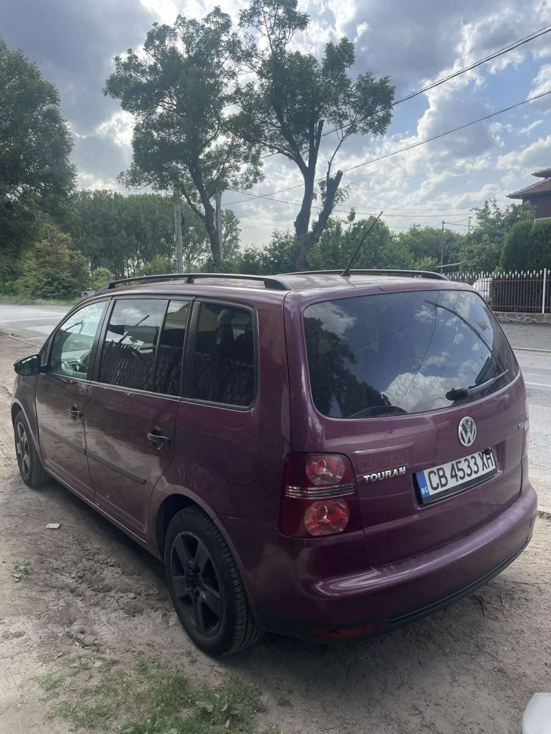 VW Touran, снимка 5 - Автомобили и джипове - 47286306