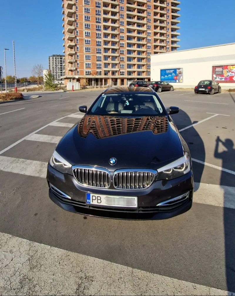 BMW 530 BMW 530i xDrive Luxury Line, снимка 1 - Автомобили и джипове - 49106762