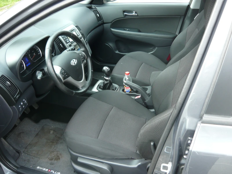 Hyundai I30, снимка 11 - Автомобили и джипове - 49533583