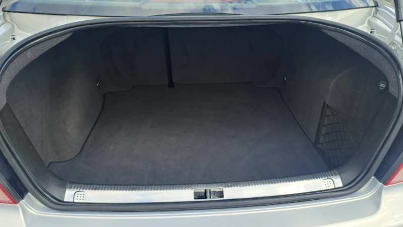 VW Bora 1.4I 75кс КЛИМАТИК ПЕРФЕКТНА, снимка 13 - Автомобили и джипове - 51568830