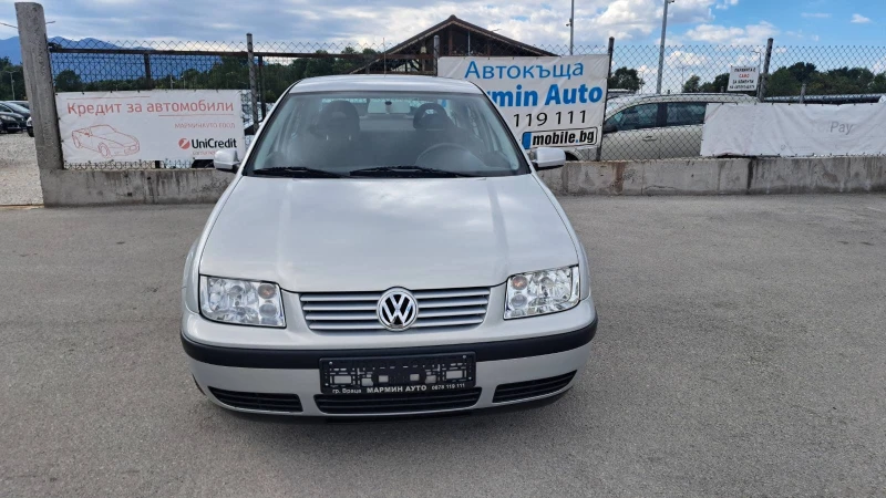 VW Bora 1.4I 75кс КЛИМАТИК ПЕРФЕКТНА, снимка 2 - Автомобили и джипове - 51568830