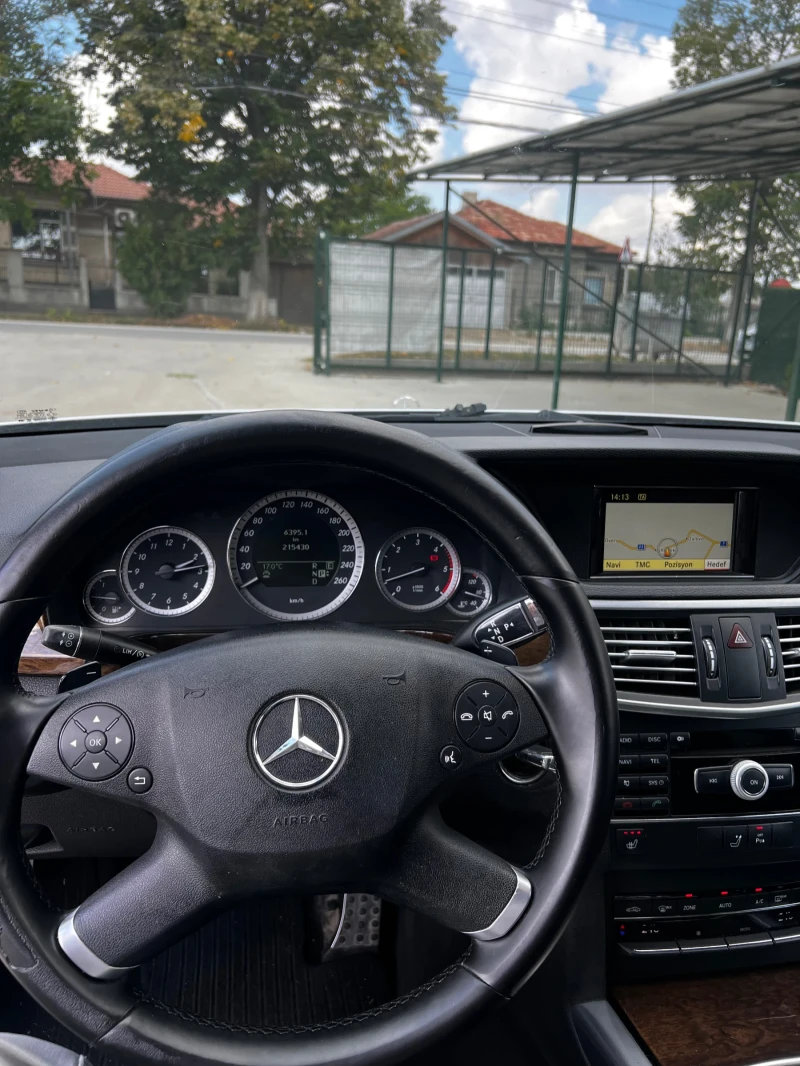 Mercedes-Benz E 300 V6 7g-Tonic Germany, снимка 10 - Автомобили и джипове - 52312313