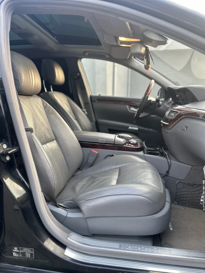 Mercedes-Benz S 500 * V8* * 4MATIC* LONG * МАСАЖ* HARMAN&KARDON FULL , снимка 5 - Автомобили и джипове - 52901101