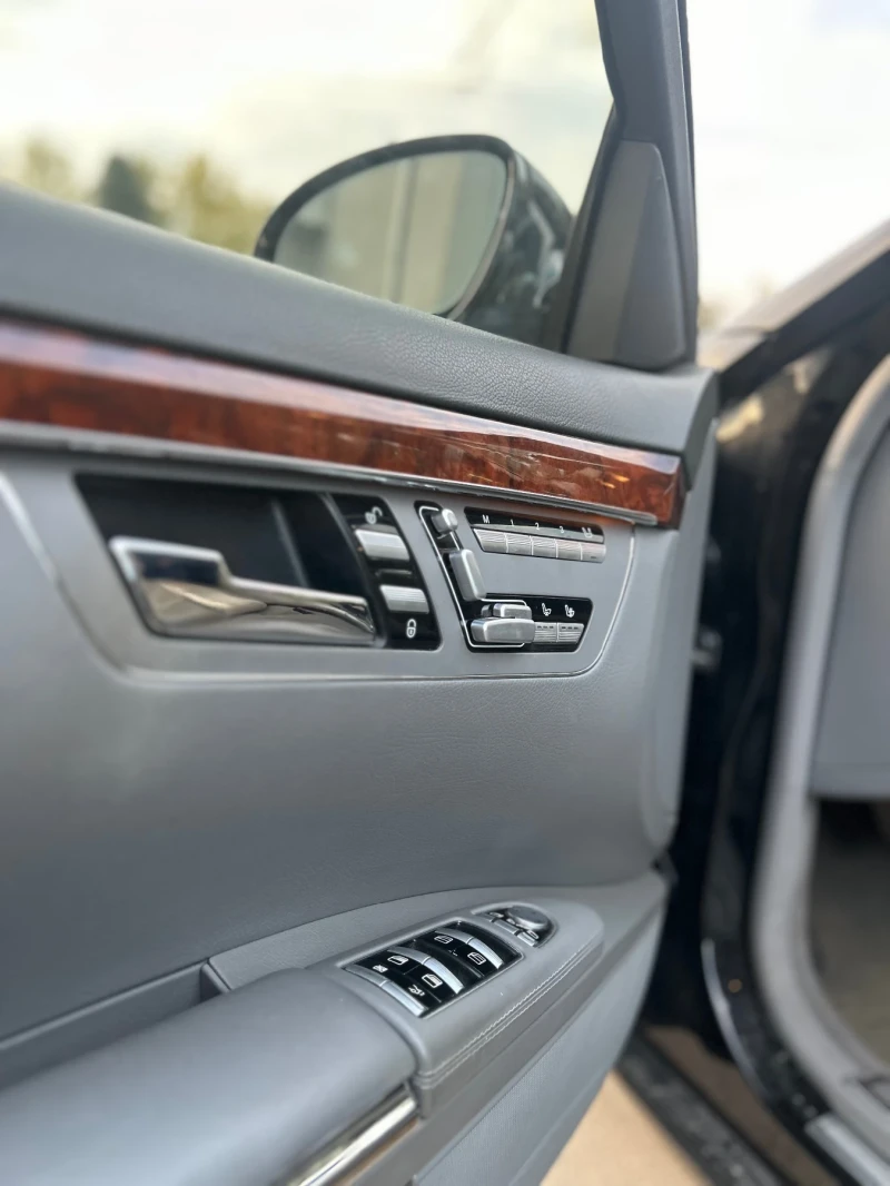 Mercedes-Benz S 500 * V8* * 4MATIC* LONG * МАСАЖ* HARMAN&KARDON FULL , снимка 6 - Автомобили и джипове - 52901101