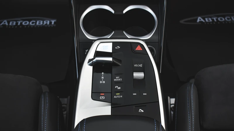 BMW iX2 xDrive30 M Sport, снимка 11 - Автомобили и джипове - 52247542