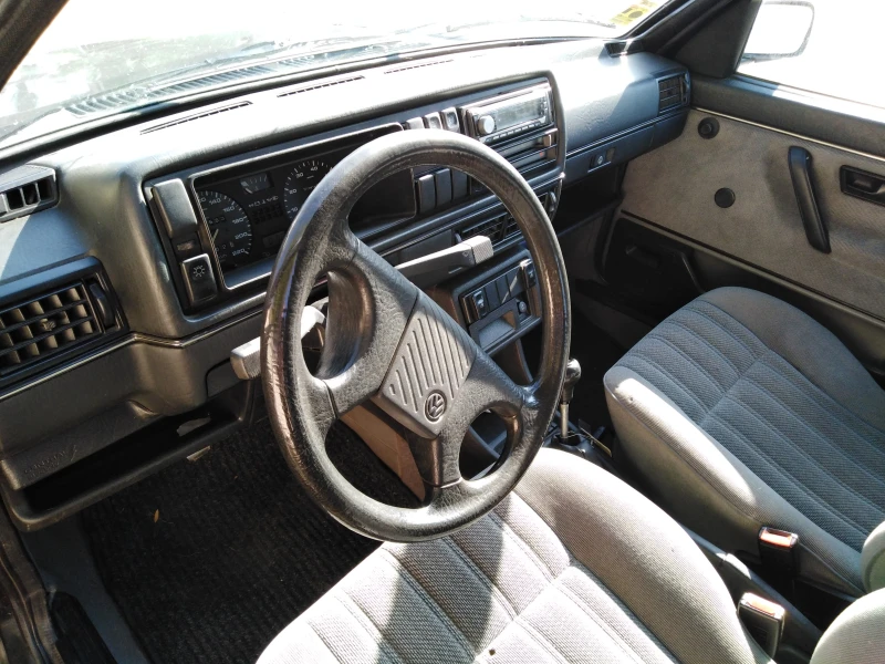 VW Golf GL, снимка 6 - Автомобили и джипове - 52523135