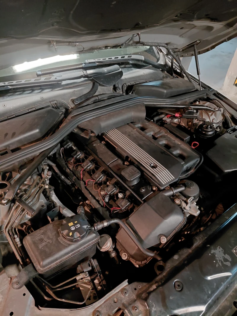 BMW 523 На части , снимка 9 - Автомобили и джипове - 52917708