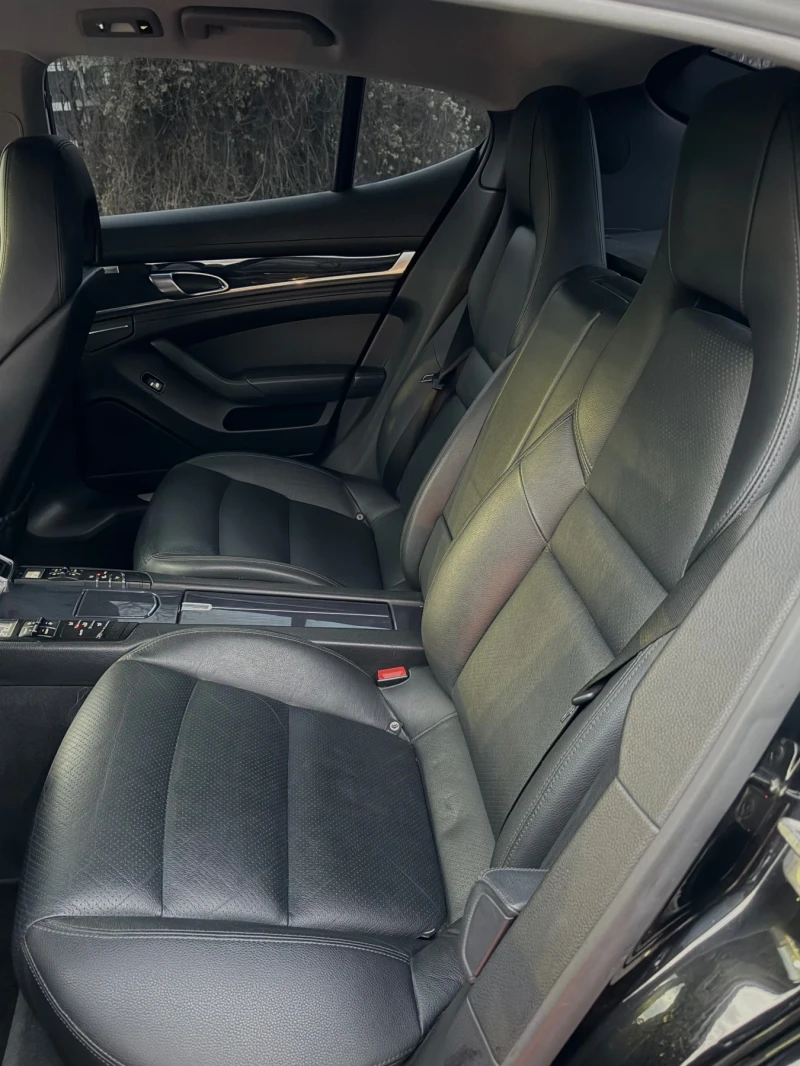Porsche Panamera, снимка 11 - Автомобили и джипове - 53100603