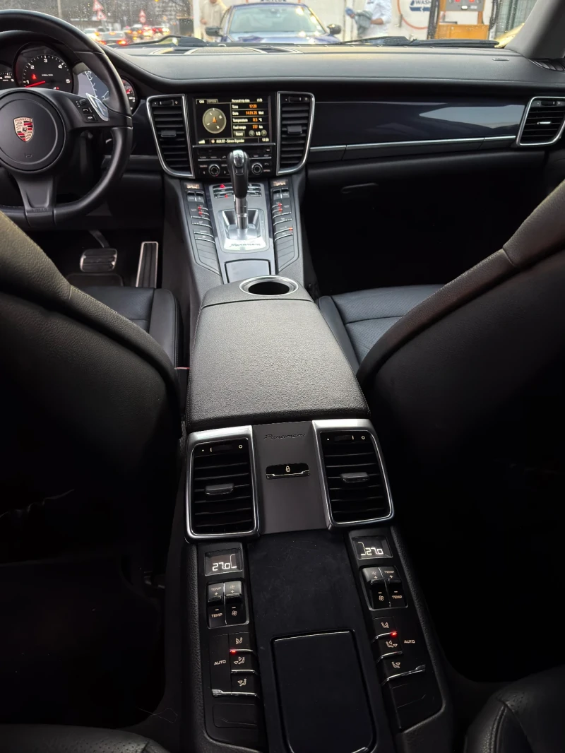 Porsche Panamera, снимка 10 - Автомобили и джипове - 53100603