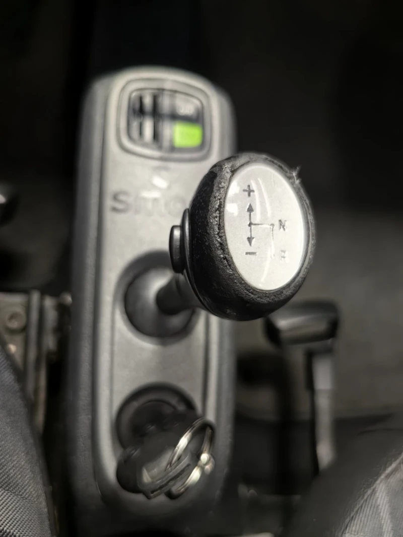 Smart Fortwo, снимка 11 - Автомобили и джипове - 53160053