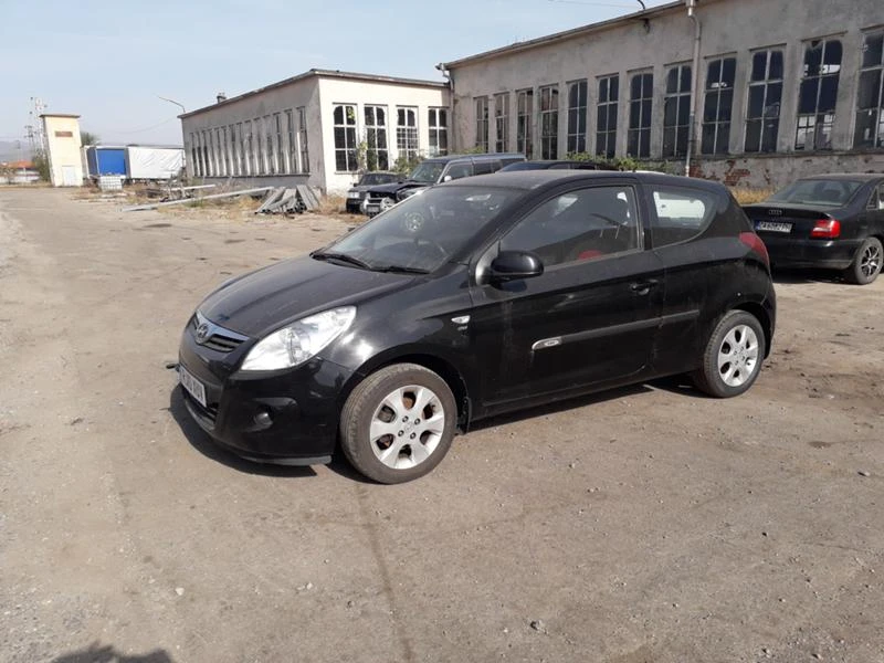 Hyundai I20 1.4 CRDI - изображение 2