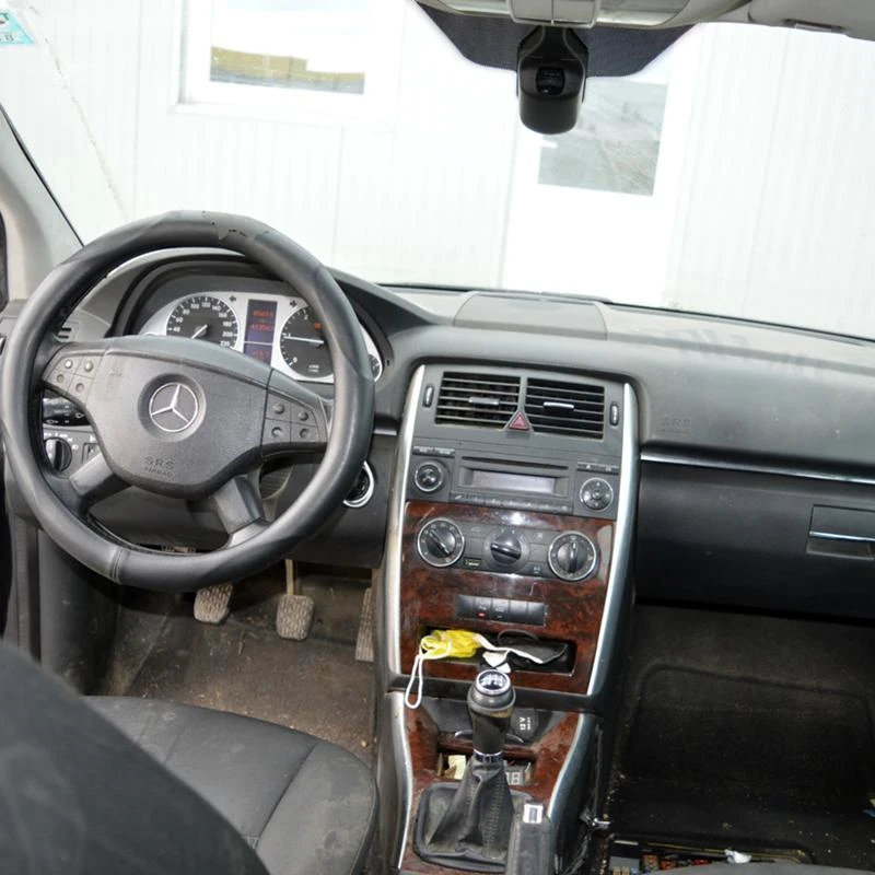 Mercedes-Benz B 200, снимка 6 - Автомобили и джипове - 35618003