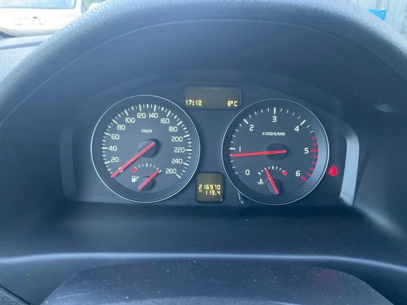 Volvo V50 V50 1.6 D2 Kinetic, снимка 4 - Автомобили и джипове - 54034677