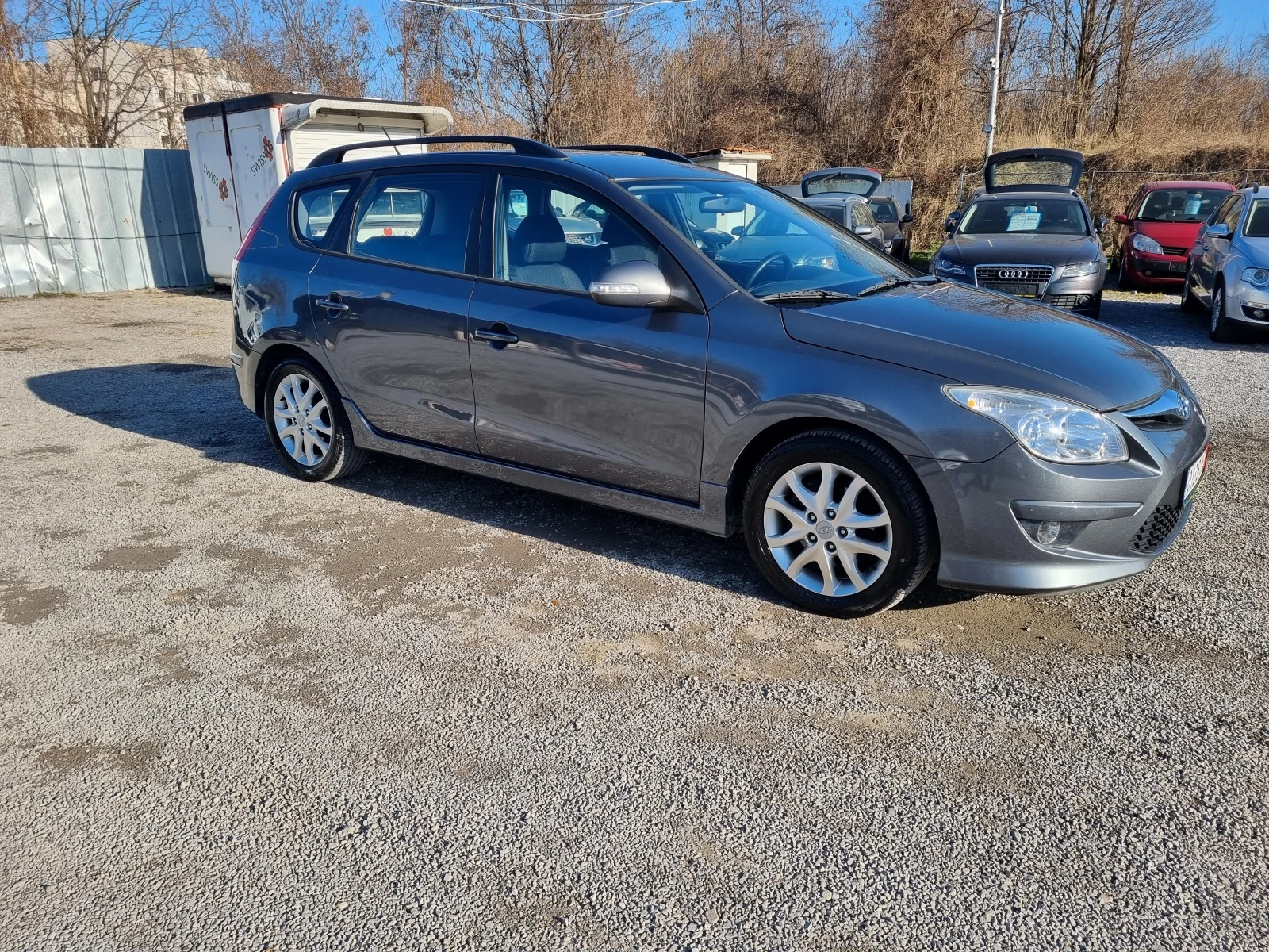 Hyundai I30 1.6-CRDI - изображение 6