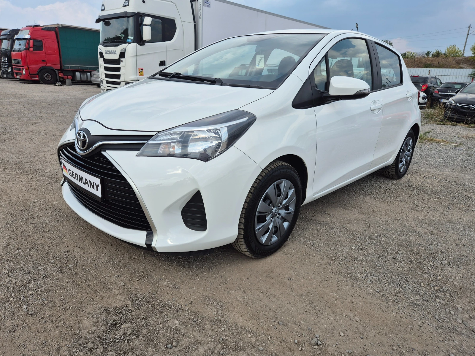 Toyota Yaris 1.0 vvti EURO 6/GERMANY - изображение 2