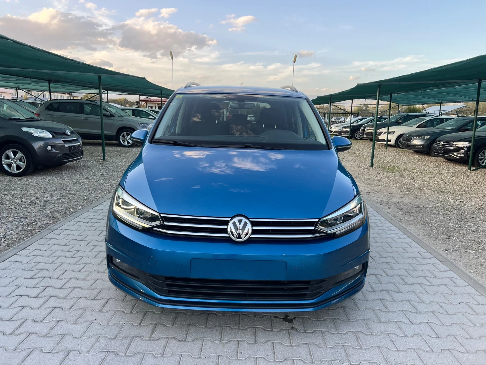 VW Touran 2.0TDi 7M DSG Лизинг - изображение 2