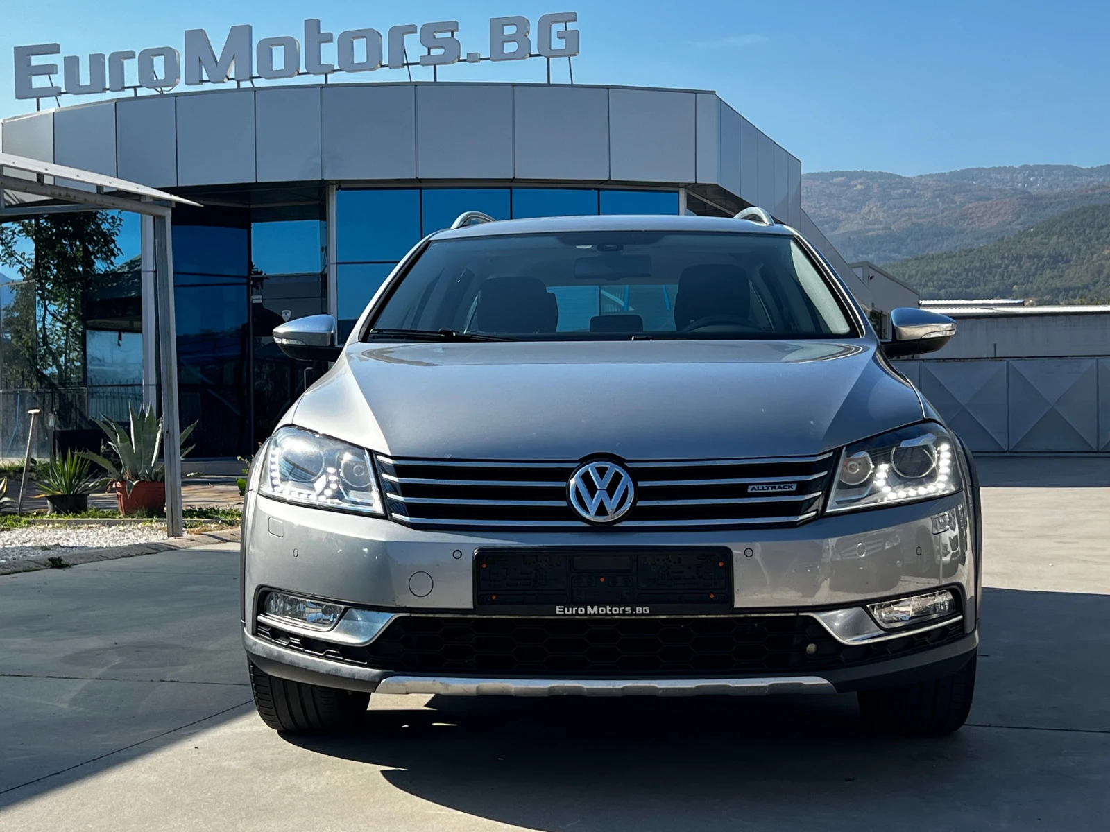 VW Alltrack 2.0TDI, 4-MOTION-FULL SERVICE VW-KATO HOB!!!! - изображение 2