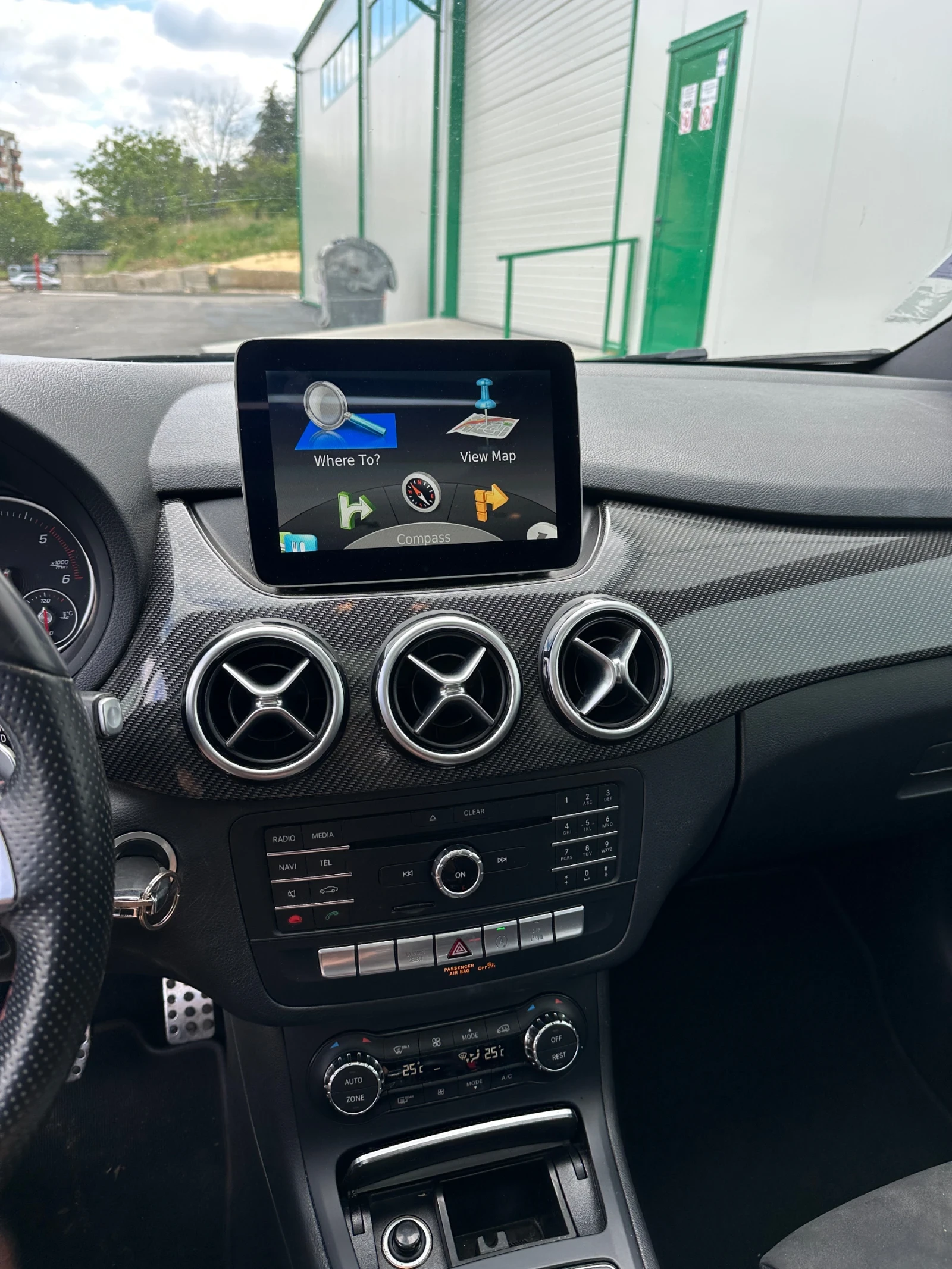 Mercedes-Benz B 220 * AMG* PANORAMA* КАМЕРА* FULL LED* УНИКАТ*  - изображение 9
