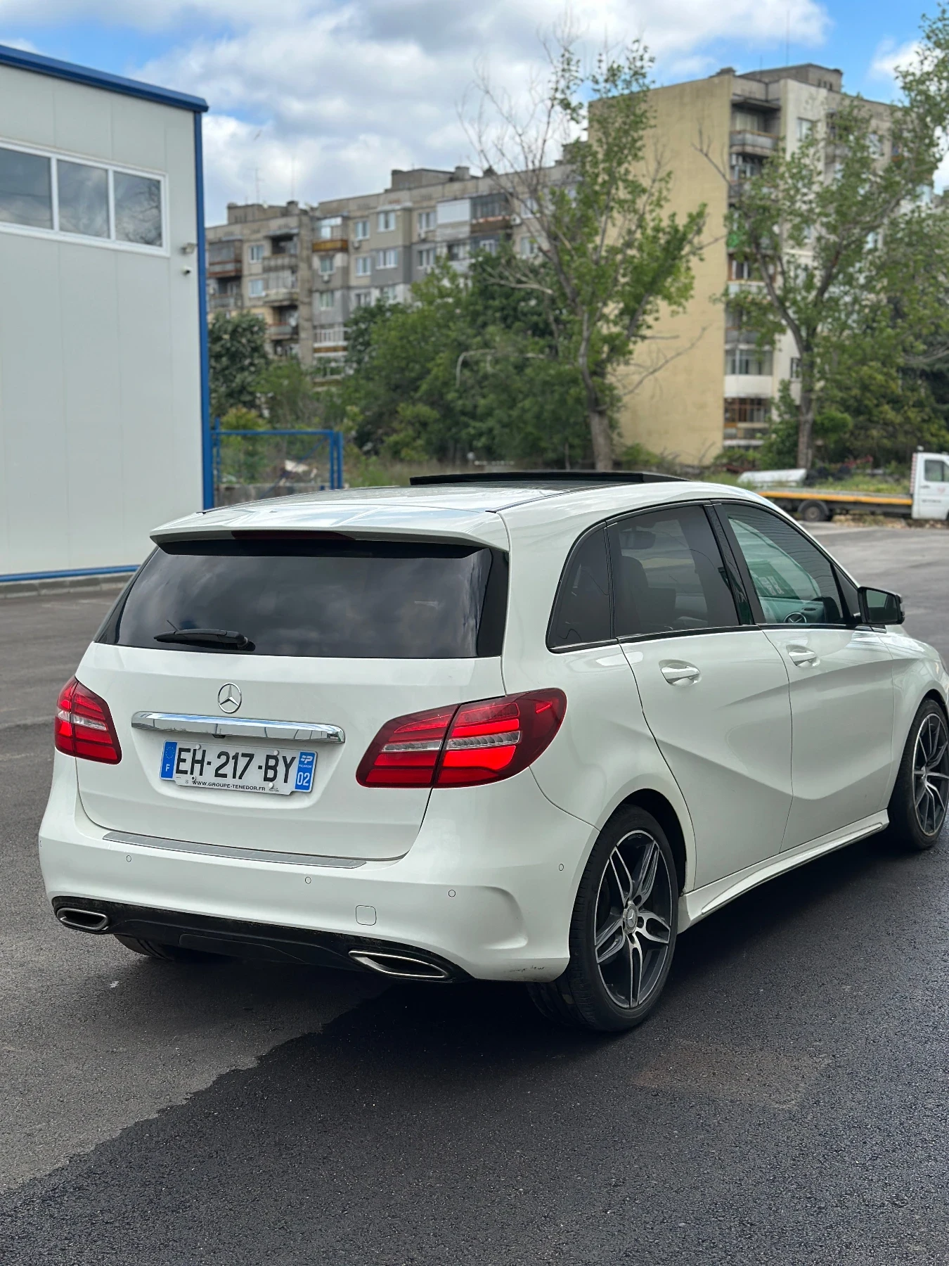 Mercedes-Benz B 220 * AMG* PANORAMA* КАМЕРА* FULL LED* УНИКАТ*  - изображение 5