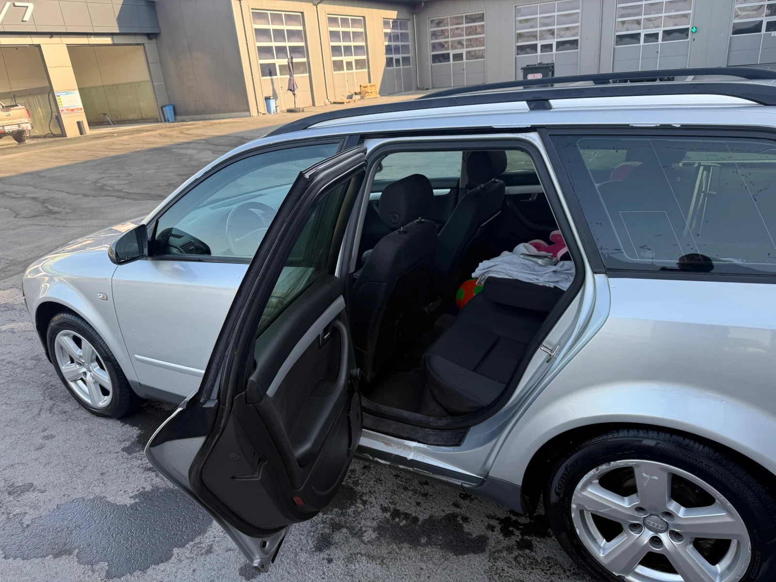 Audi A4 1.9 131 - изображение 7