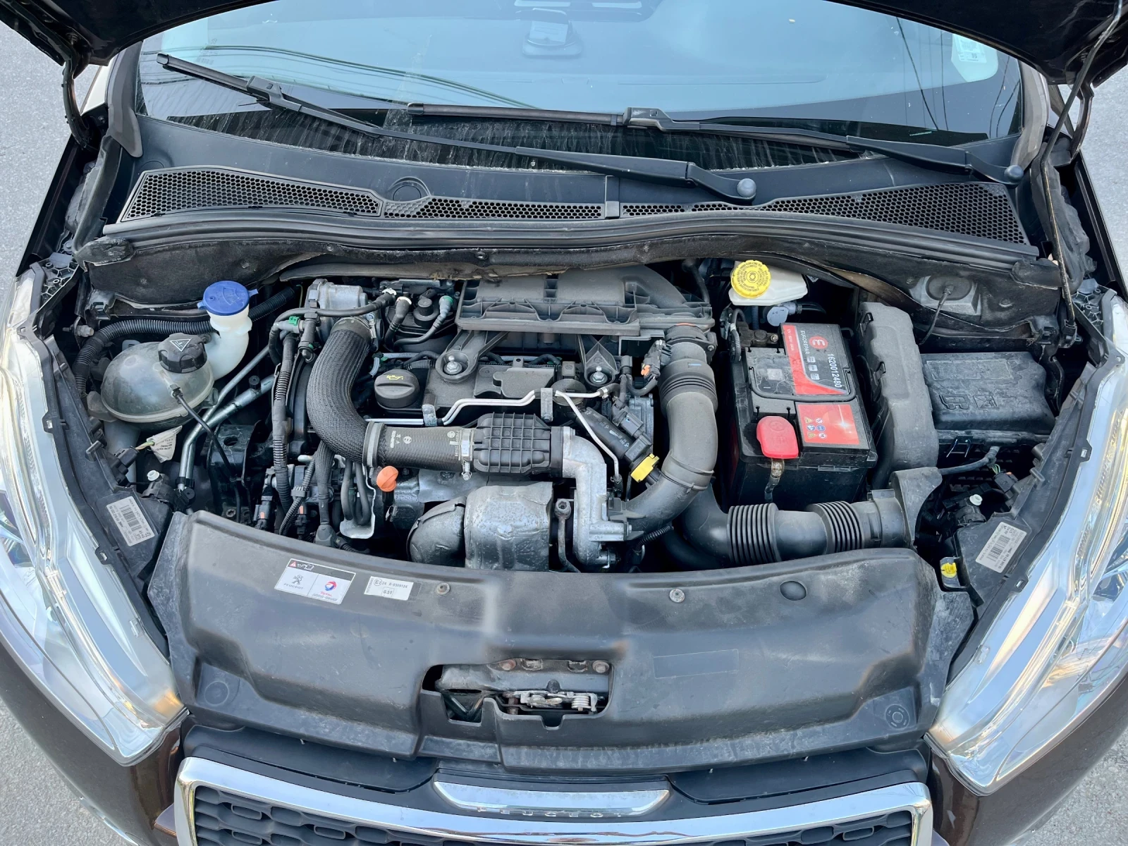 Peugeot 208 1.4 HDI - изображение 5