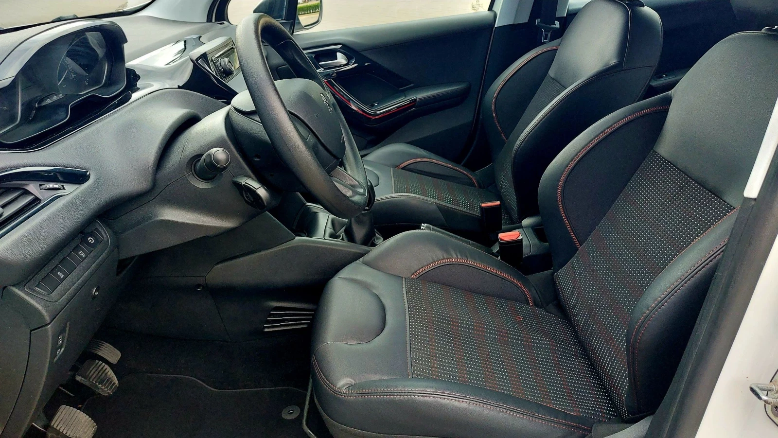 Peugeot 208 1.6HDI EURO6 FRANCE  - изображение 10